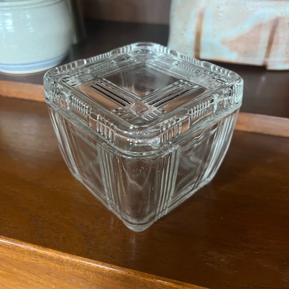 Vintage Hazel Atlas Criss Cross 4” square refrigerator dish / box with lid